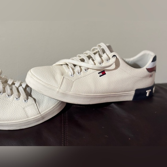 Tommy Hilfiger shoes - Picture 5 of 5